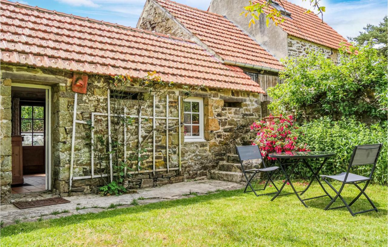 Stunning Home In Quettehou With Wifi Zewnętrze zdjęcie